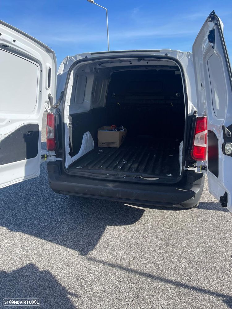 Citroën BERLINGO XL - 19