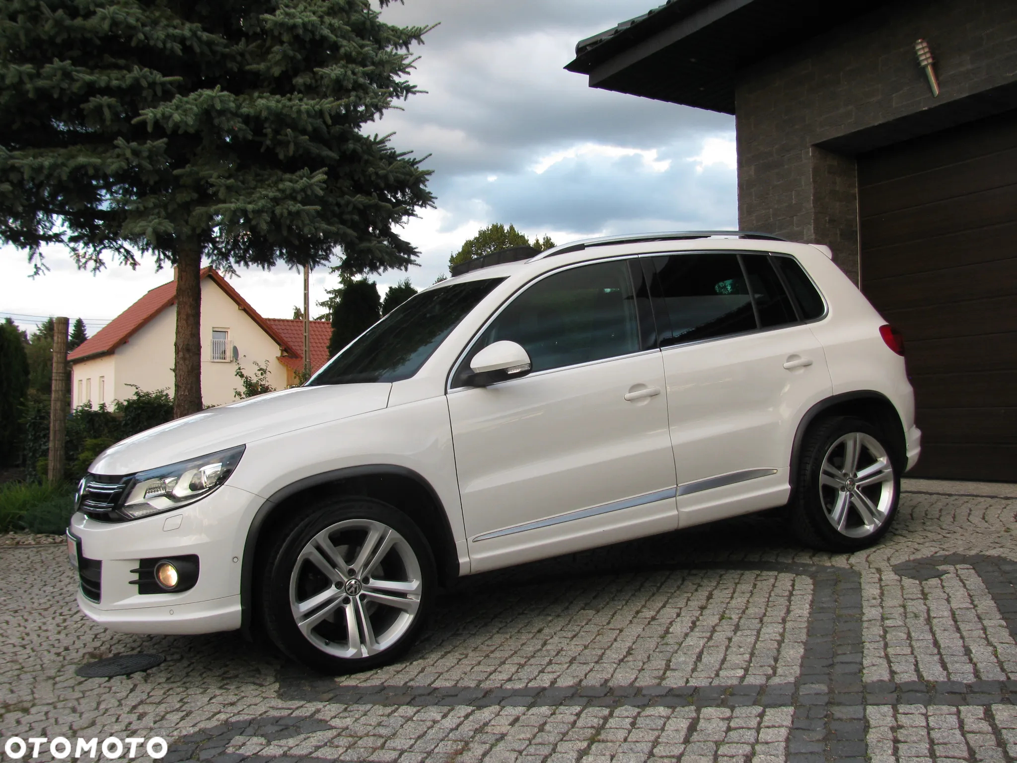Volkswagen Tiguan 1.4 TSI Perfectline R-Style - 4