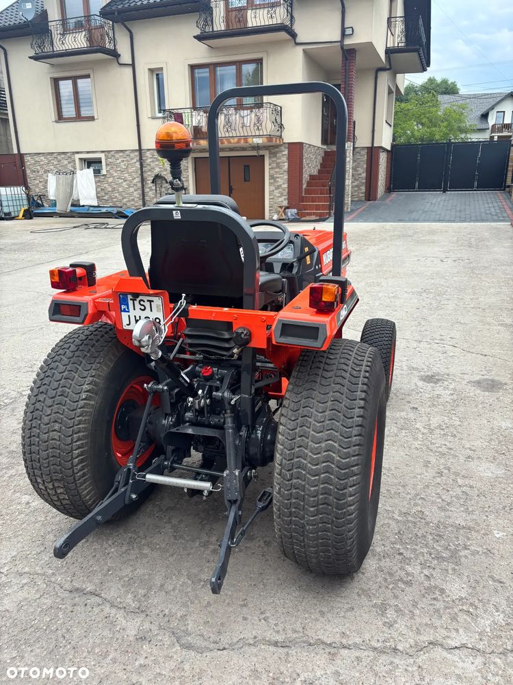 Kubota L3000DT - 4