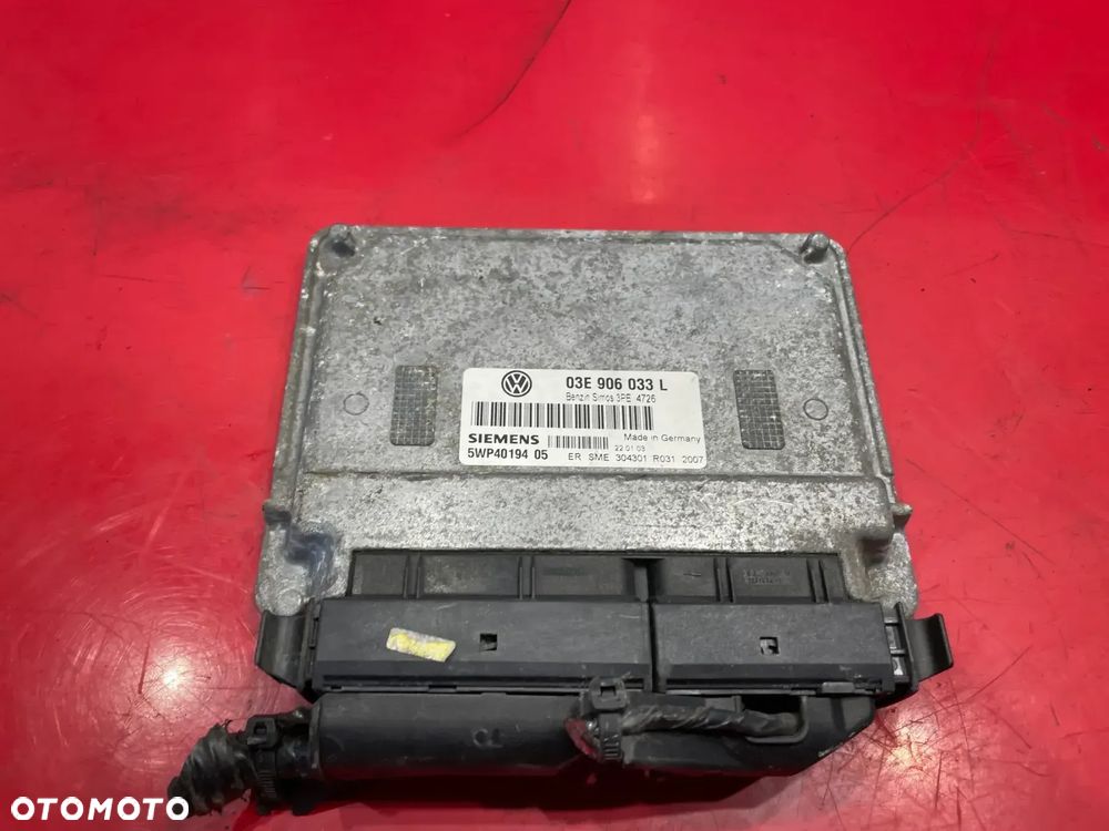 STEROWNIK SILNIKA  03E906033L POLO 9N - 1