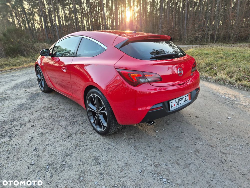 Opel Astra 1.6 Turbo Edition - 8