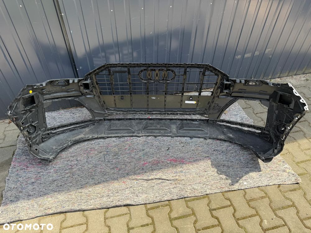 ZDERZAK AUDI Q7 4M0 LIFT S LINE ORYGINAŁ CAŁY - 2