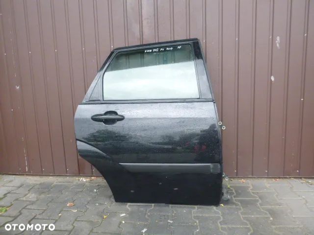 DRZWI PRAWY TYŁ PRAWE TYLNE KOMPLETNE FORD FOCUS MK1 KOMBI KOLOR F8 - 2