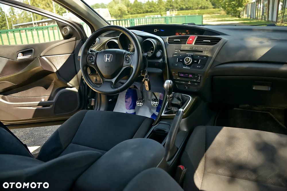 Honda Civic 1.4 i-VTEC - 24