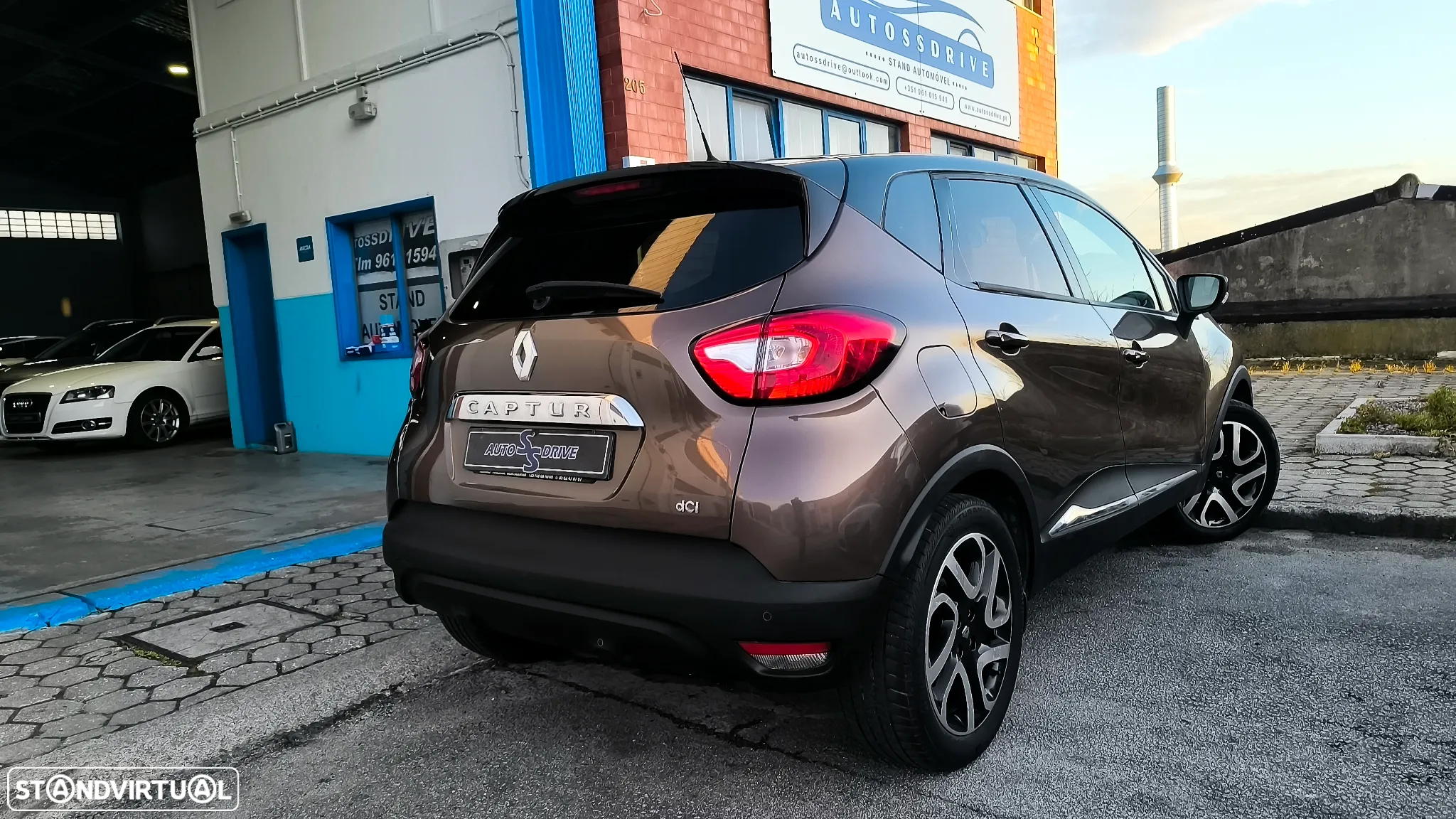 Renault Captur 1.5 dCi Exclusive - 13