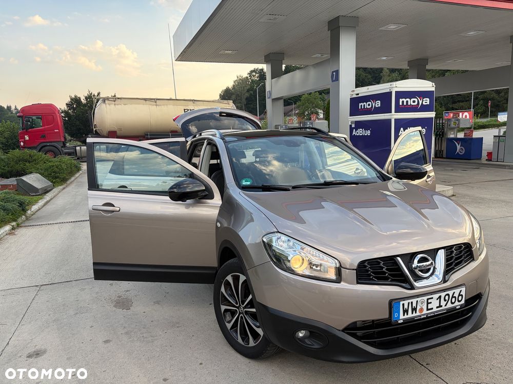 Nissan Qashqai 2.0 dCi 4 x 4 DPF 360 - 6