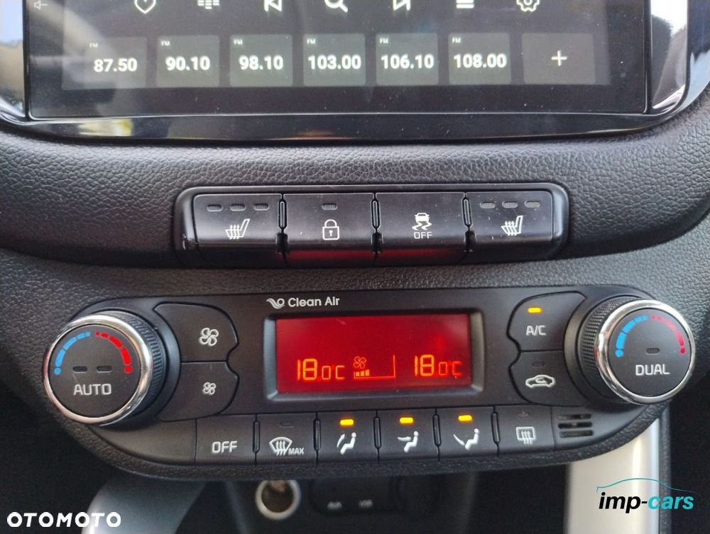Kia Ceed - 11