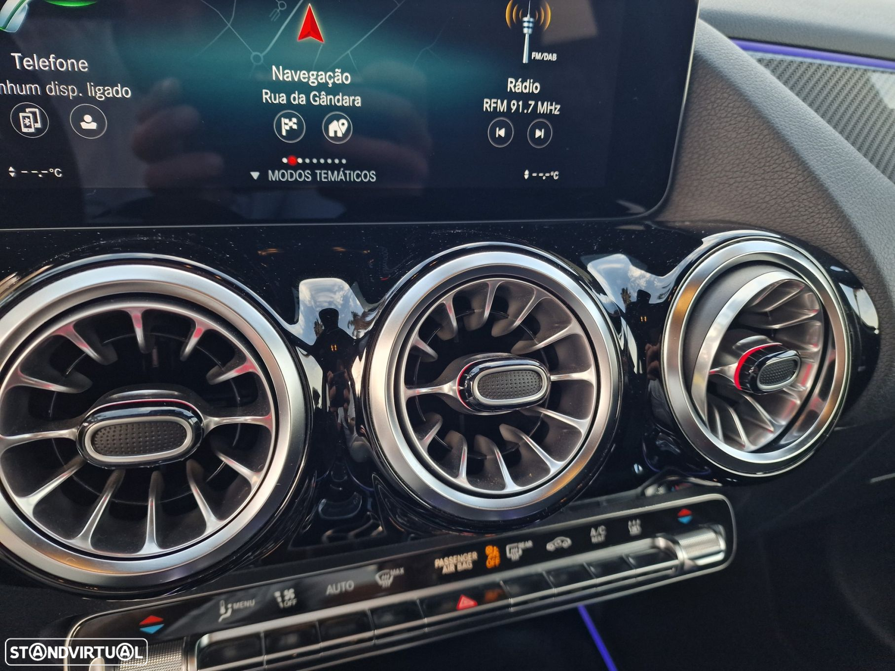 Mercedes-Benz GLA 250 e AMG Line - 34