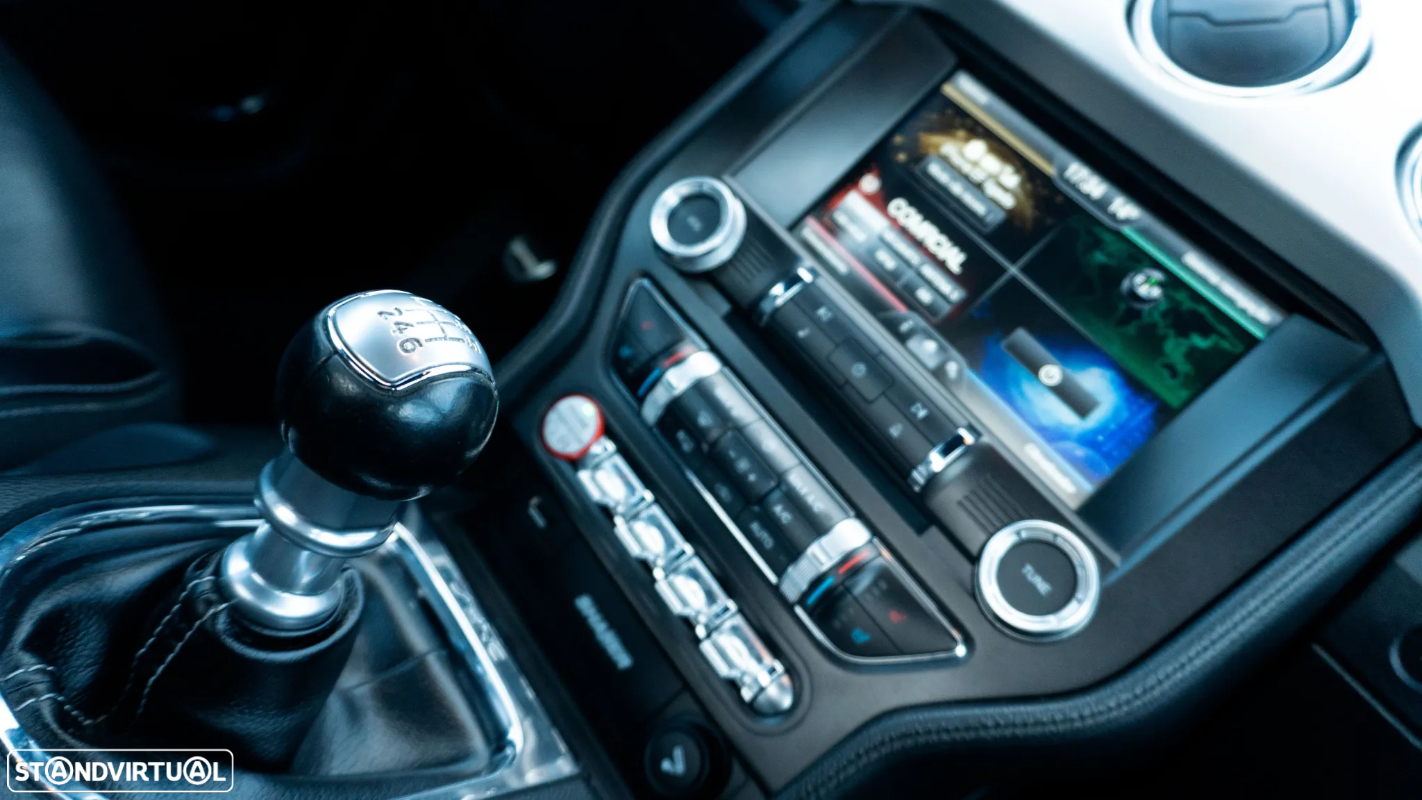 Ford Mustang 2.3 Eco Boost - 12