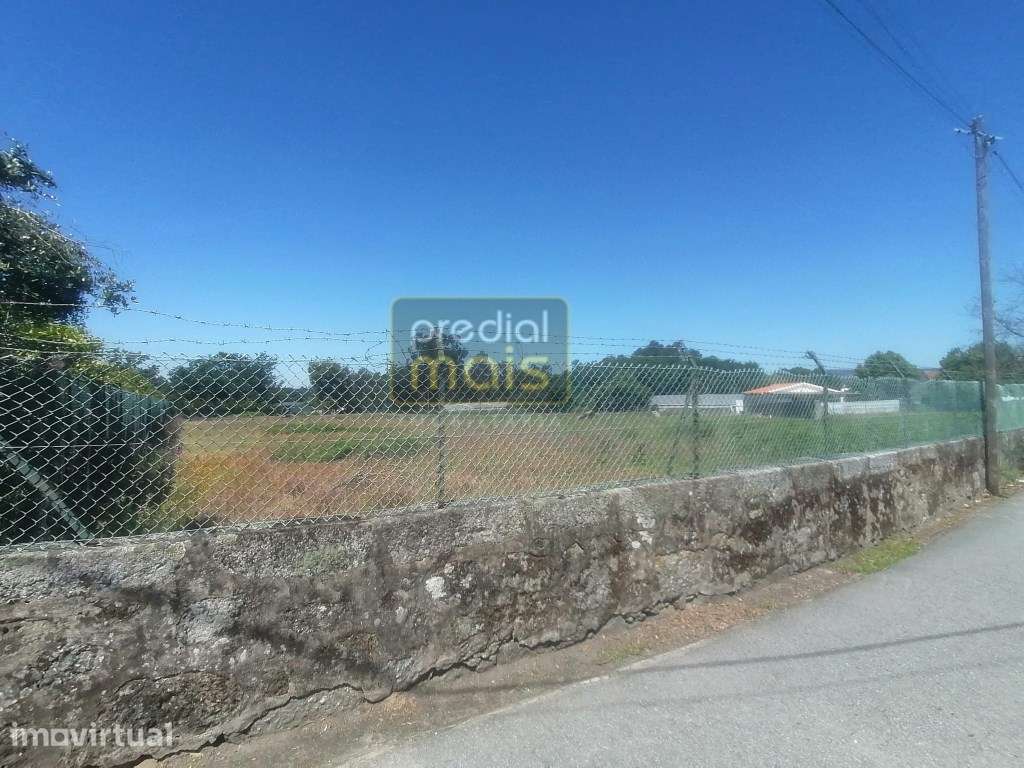 Terreno urbano para construção c/ 7.108 m2 - Grande imagem: 3/4