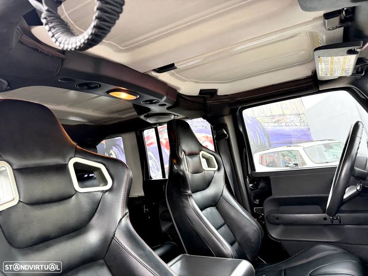 Jeep Wrangler 2.8 CRD ATX Sport - 24