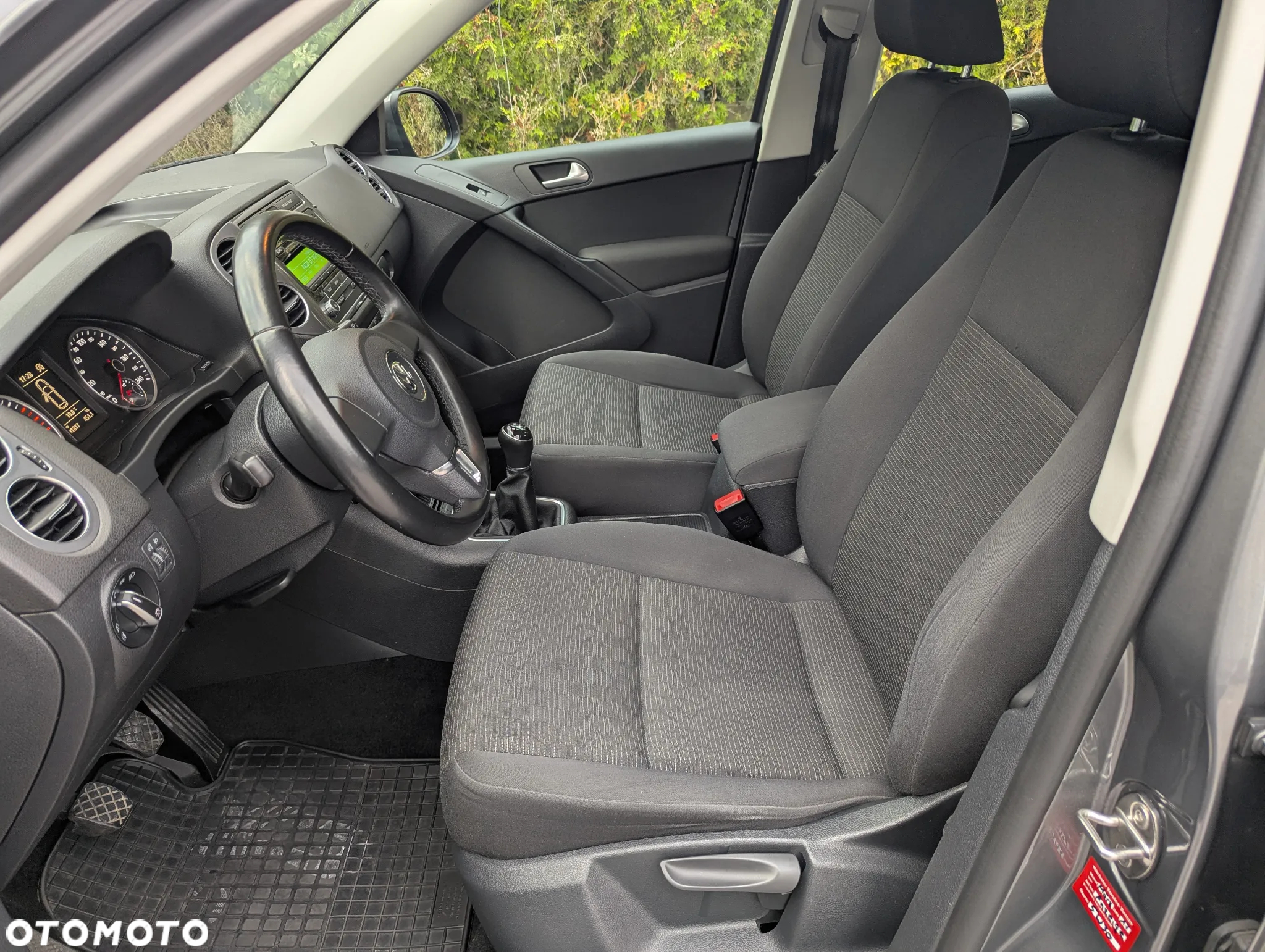 Volkswagen Tiguan 1.4 TSI BlueMotion Technology Trend & Fun - 9