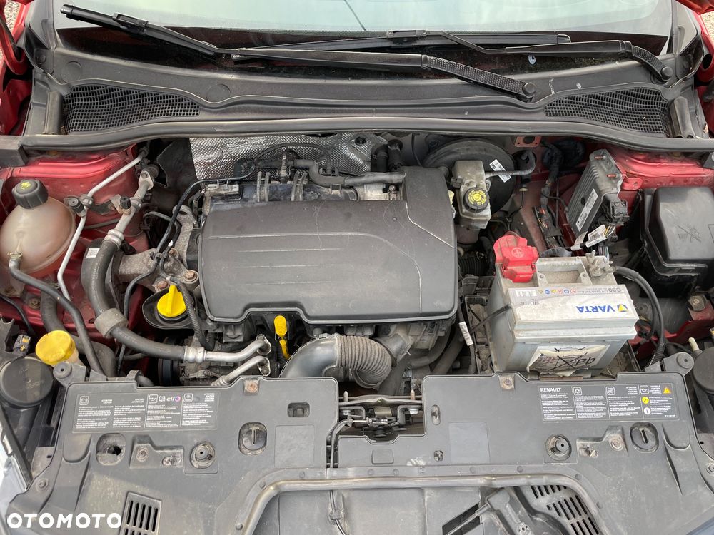 Renault Clio - 32