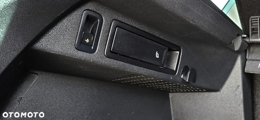 Volkswagen Tiguan 1.5 TSI OPF ACTIVE - 19