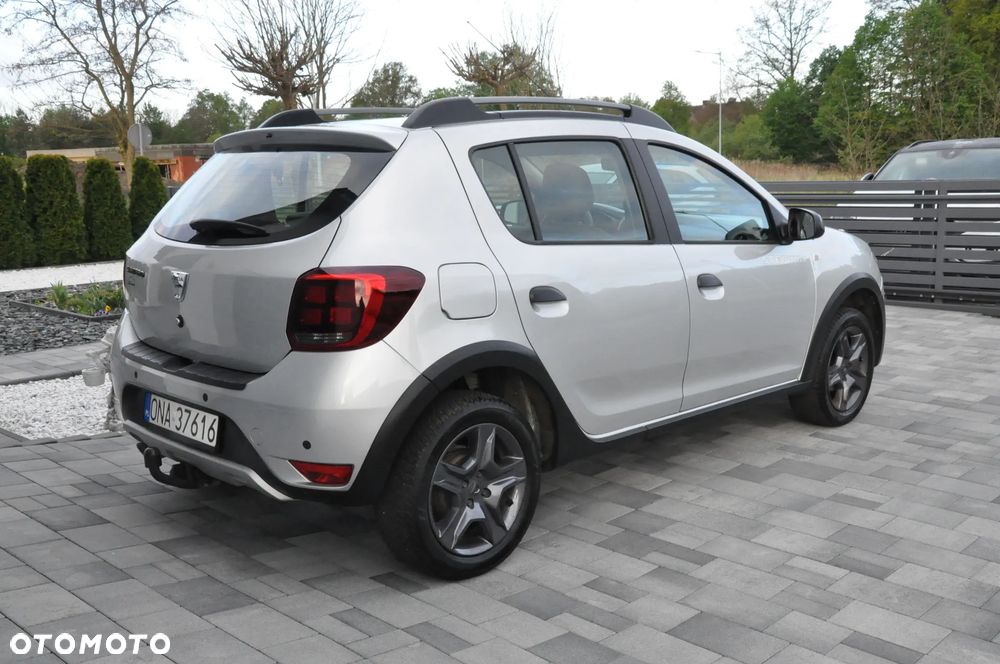 Dacia Sandero Stepway 0.9 TCe Laureate S&S - 3