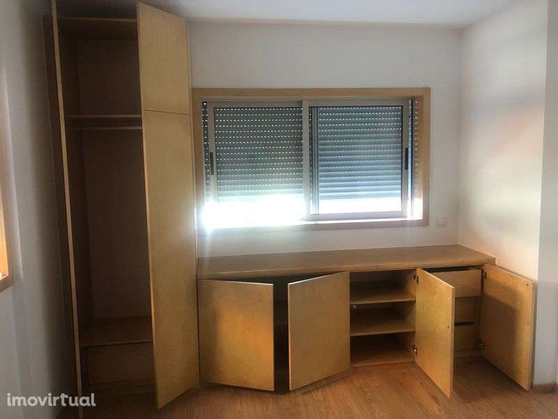 Apartamento T2 94 m2 - Grande imagem: 5/6