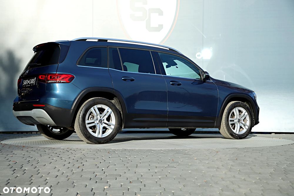 Mercedes-Benz GLB 200 7G-DCT - 10