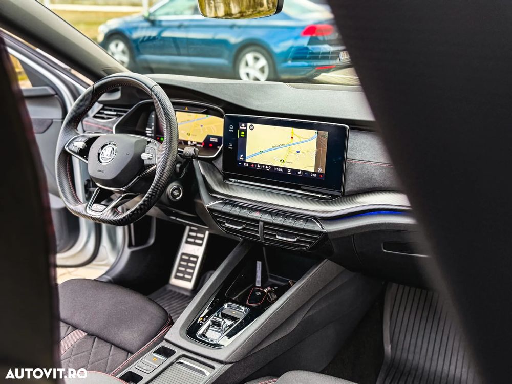 Skoda Octavia 2.0 245 TSI DSG RS - 13