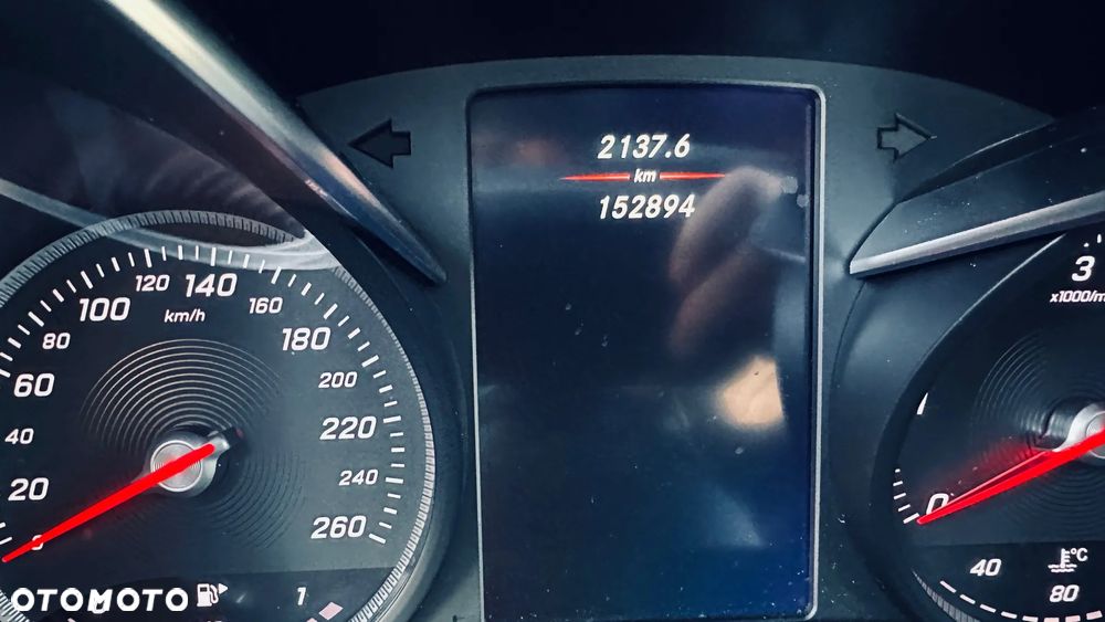 Mercedes-Benz GLC - 11