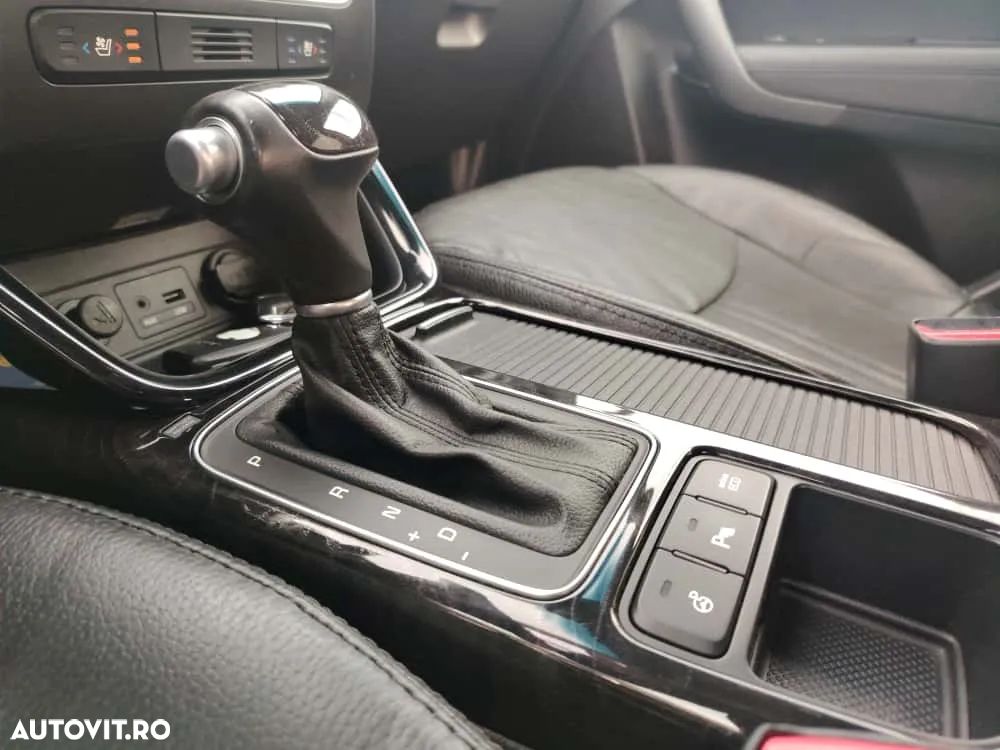 Kia Sorento 2.2 CRDi AWD Aut. Platinum Edition - 3