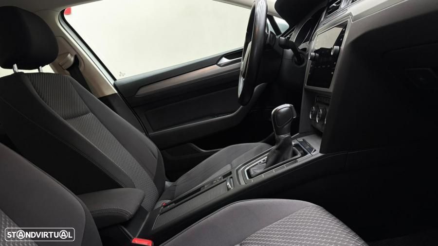 VW Passat Variant 1.6 TDI (BlueMotion ) DSG Trendline - 38