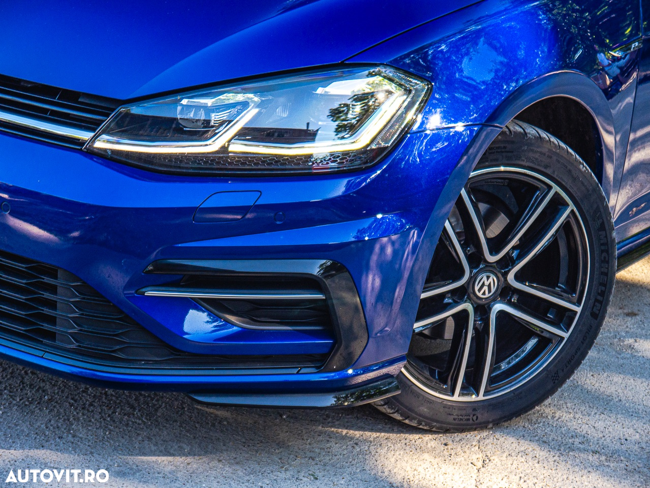 Volkswagen Golf 1.5 eTSI OPF DSG R-Line - 28