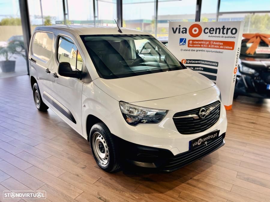 Opel Combo 1.5 CDTi 102cv L1H1 Enjoy 3 Lug. c/IVA DEDUTÍVEL - 3
