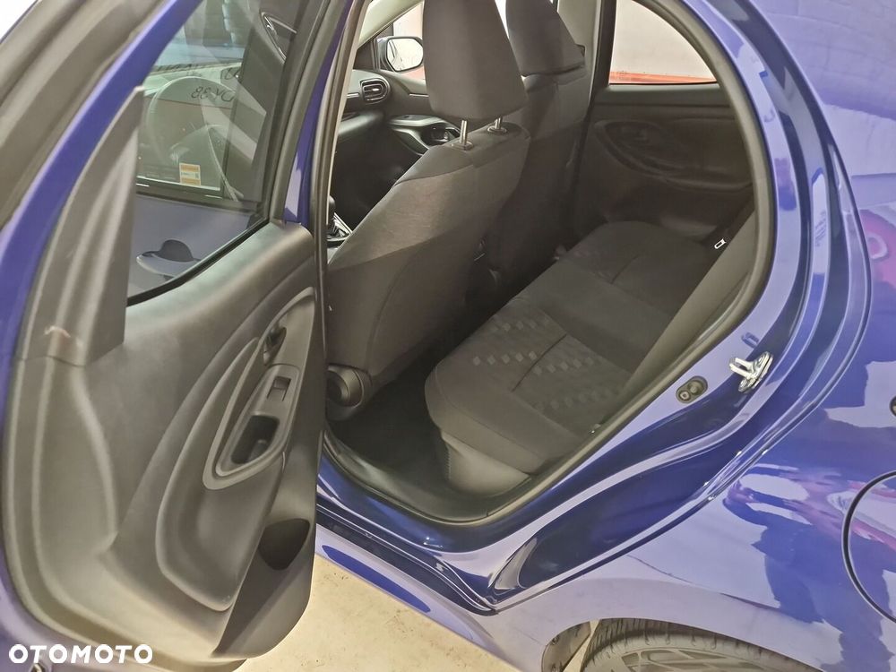 Toyota Yaris Hybrid 1.5 Style - 12