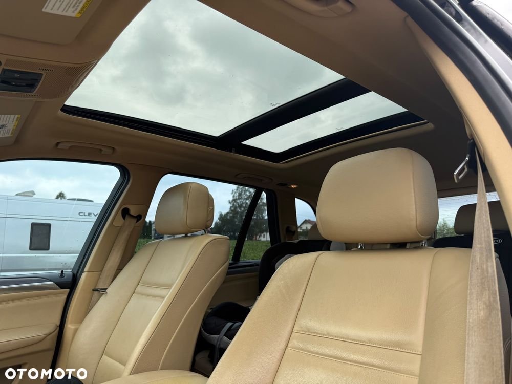 BMW X5 xDrive35i Edition Exclusive - 19