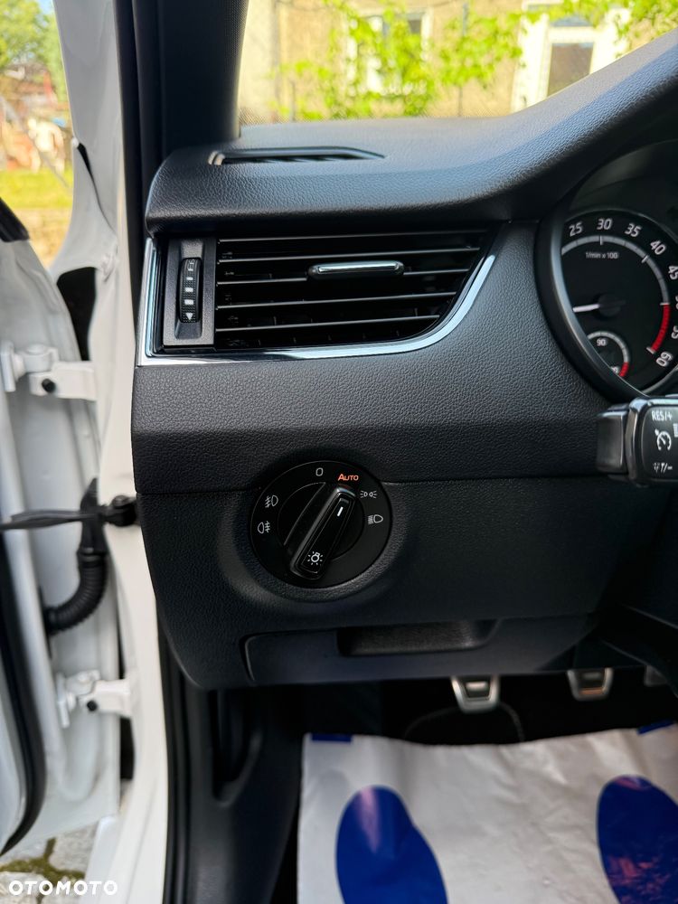 Skoda Octavia 2.0 TDI (Green tec) RS - 12