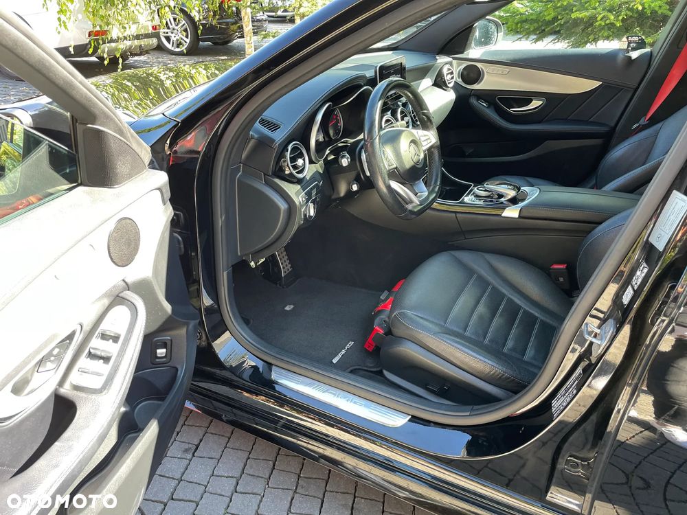 Mercedes-Benz Klasa C AMG 43 4-Matic - 10