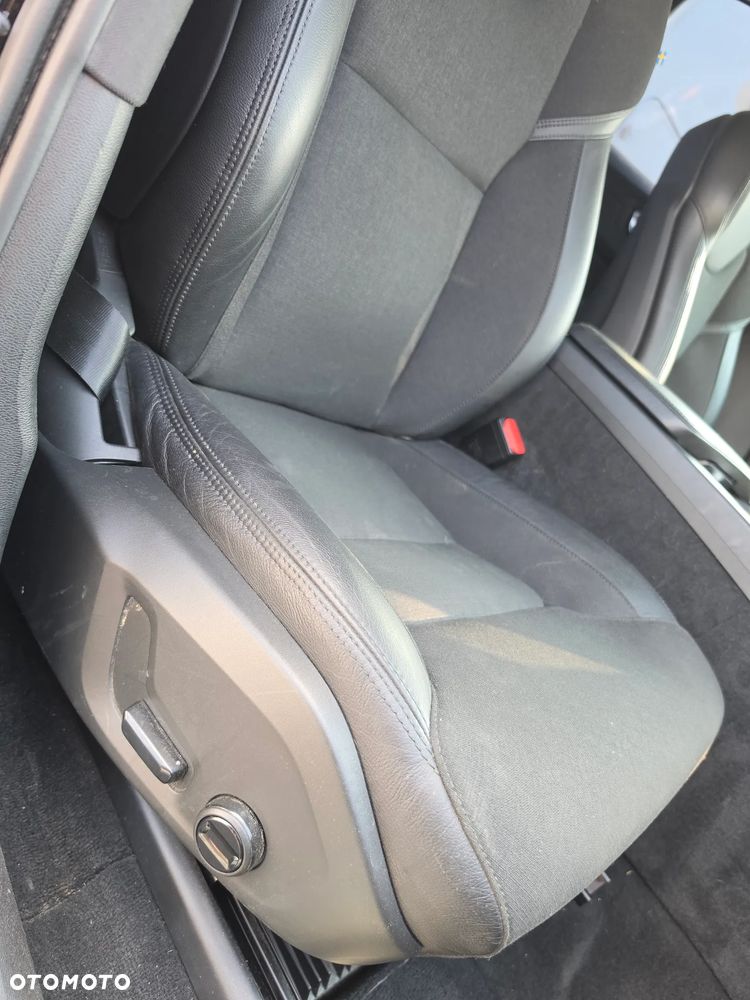 Volvo XC 60 B4 D AWD Geartronic Inscription - 11