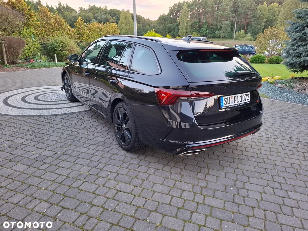 Skoda Octavia Combi 2.0 TDI DSG 4x4 RS Plus - 7
