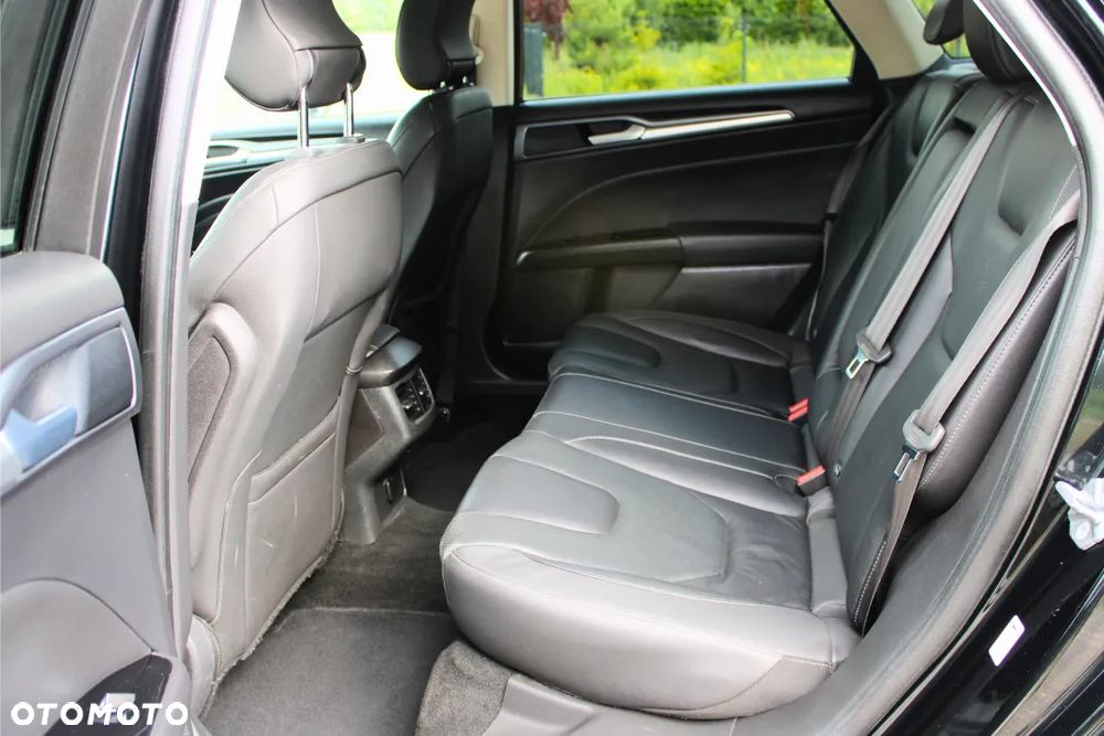 Ford Mondeo 2.0 TDCi Titanium - 17