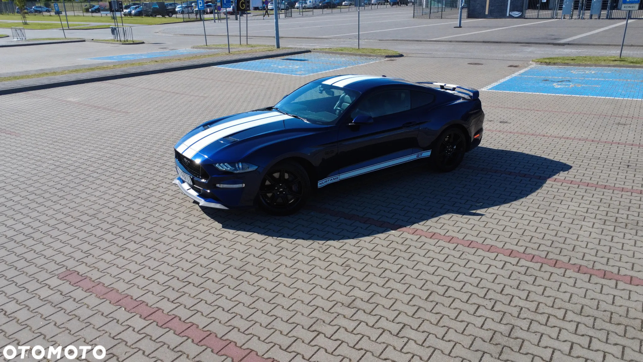 Ford Mustang - 10