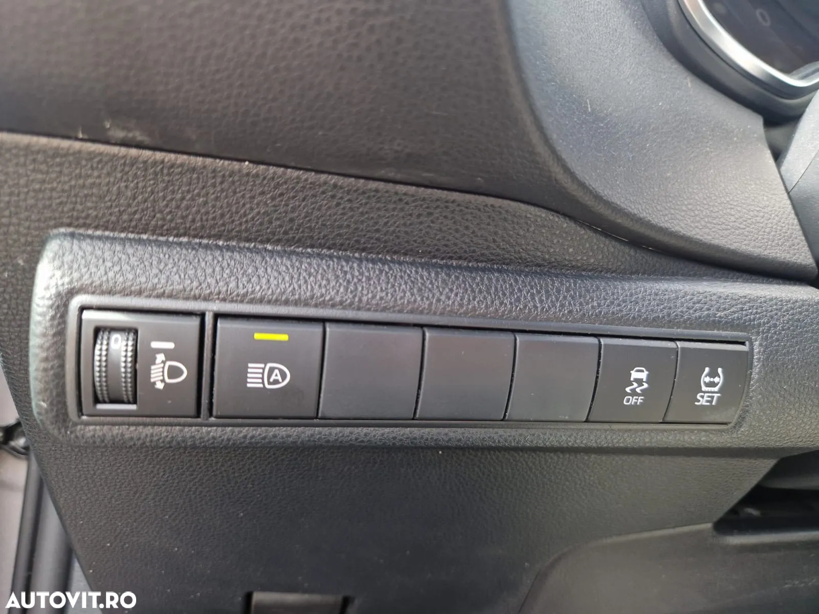 Toyota Corolla 1.8 HSD Dynamic - 19