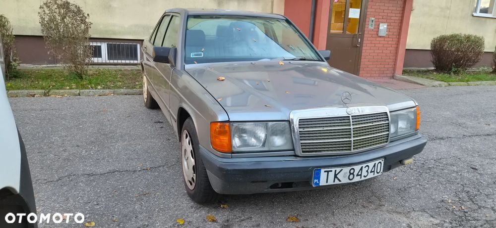 Mercedes-Benz W201 (190)