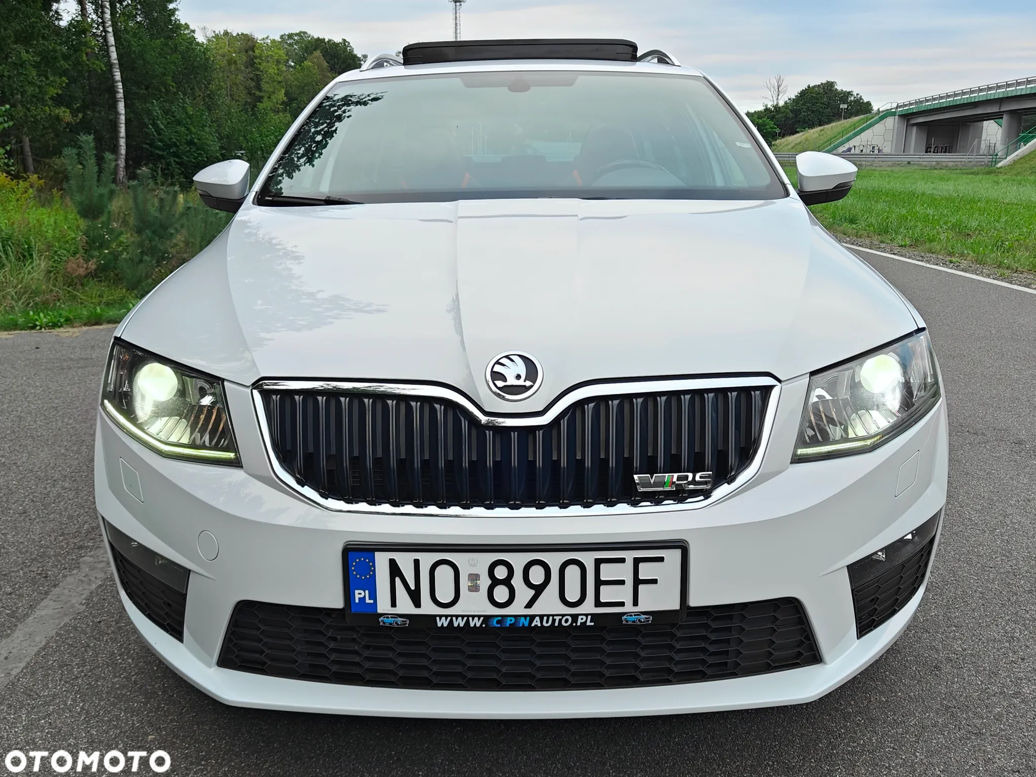 Skoda Octavia Combi 2.0 TSI (Green tec) DSG RS - 18