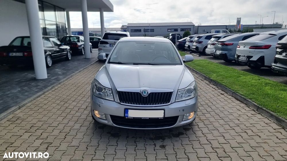Skoda Octavia 1.8 TSI Business DSG - 4