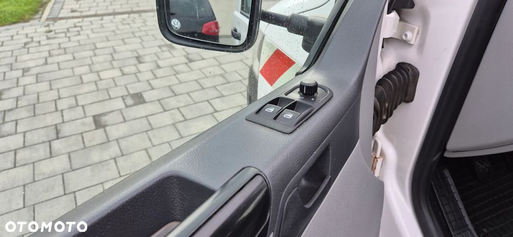 Volkswagen T5 doka brygadówka - 10