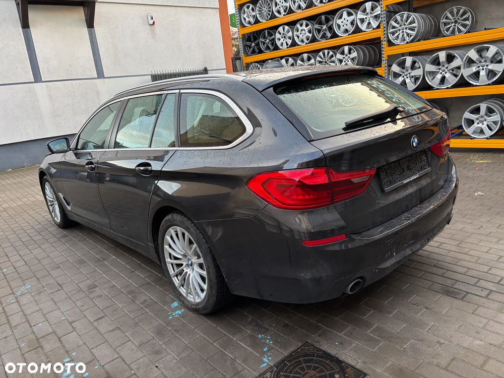 BMW Seria 5 520d - 11