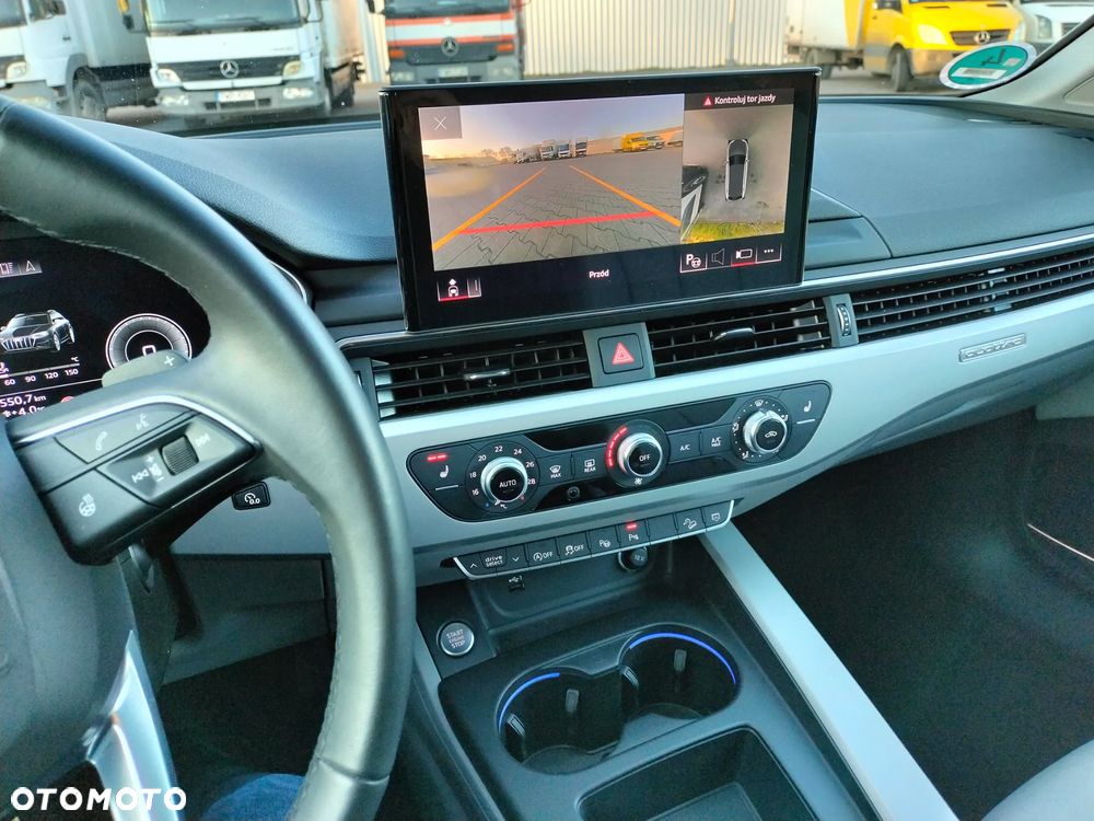 Audi A4 Allroad - 12