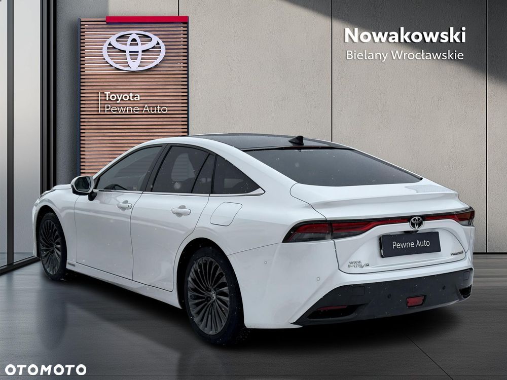 Toyota Mirai Executive - 3