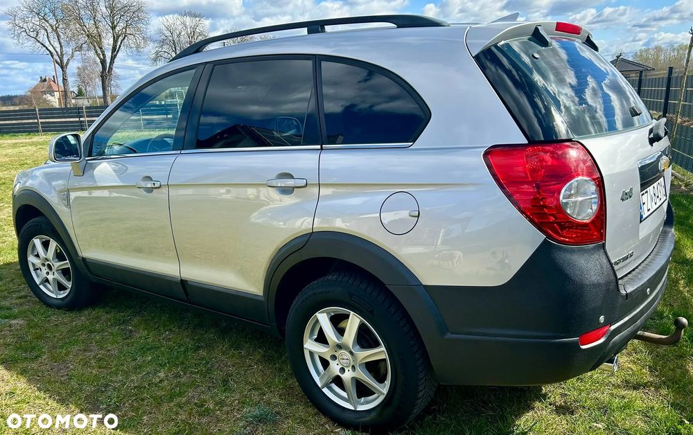 Chevrolet Captiva 2.0 d LS - 3