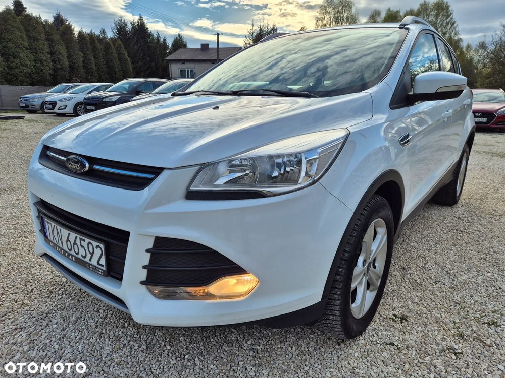 Ford Kuga 2.0 TDCi 2x4 Trend - 4