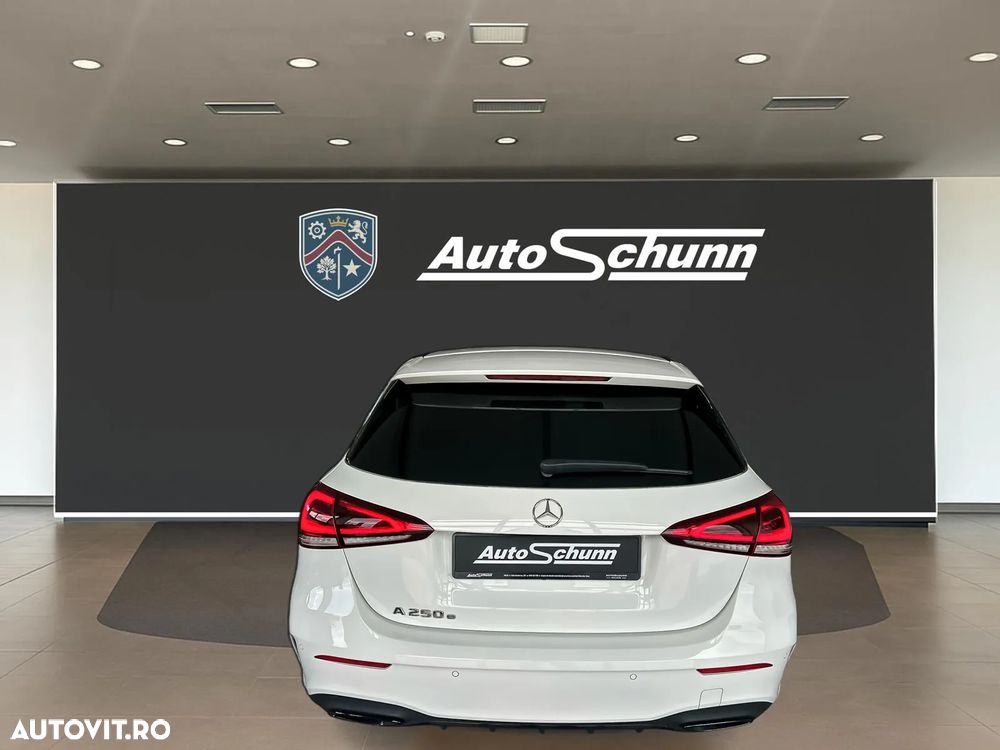 Mercedes-Benz A 250 e 8G-DCT Edition AMG Line - 6