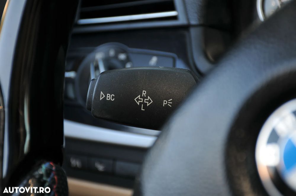 BMW Seria 5 520d - 22