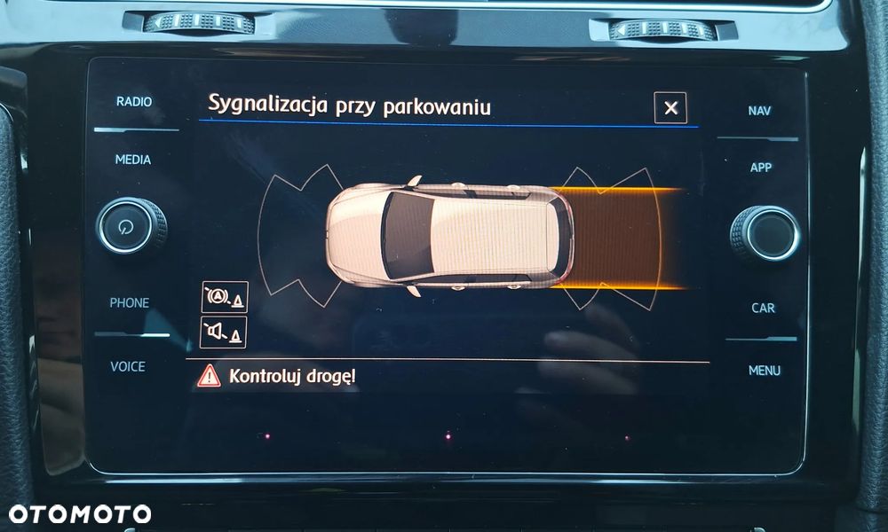 Volkswagen Golf 2.0 TDI SCR United - 27