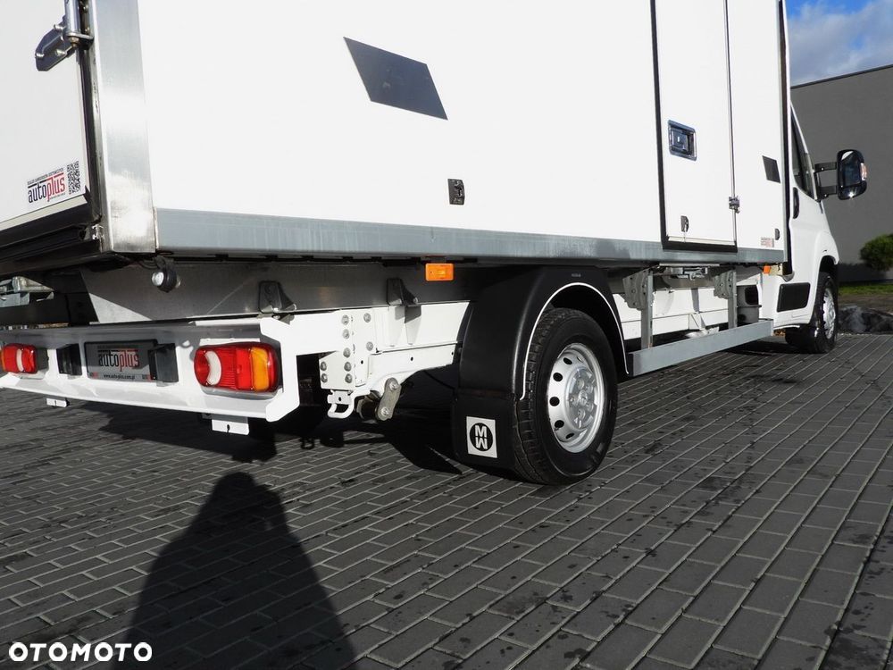 Peugeot BOXER CHŁODNIA KONTENER 0*C 8 PALET TEMPOMAT LEDY KLIMATYZACJA  140KM - 16