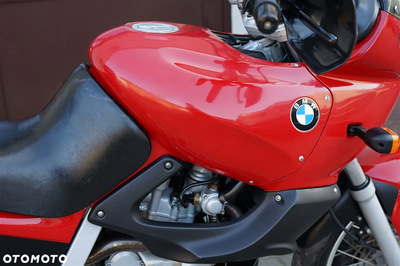 BMW F - 9